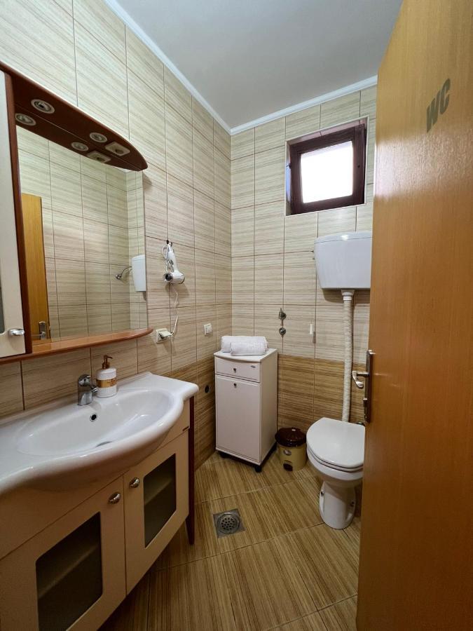 Interinn Luxury Villa Парачин Екстериор снимка
